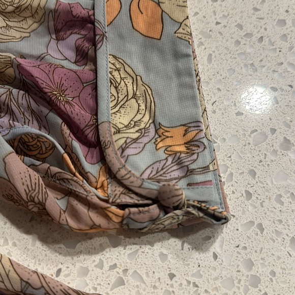 Vintage  JG Hook Floral Dress with Ruffle Detail. - Picture 8 of 9